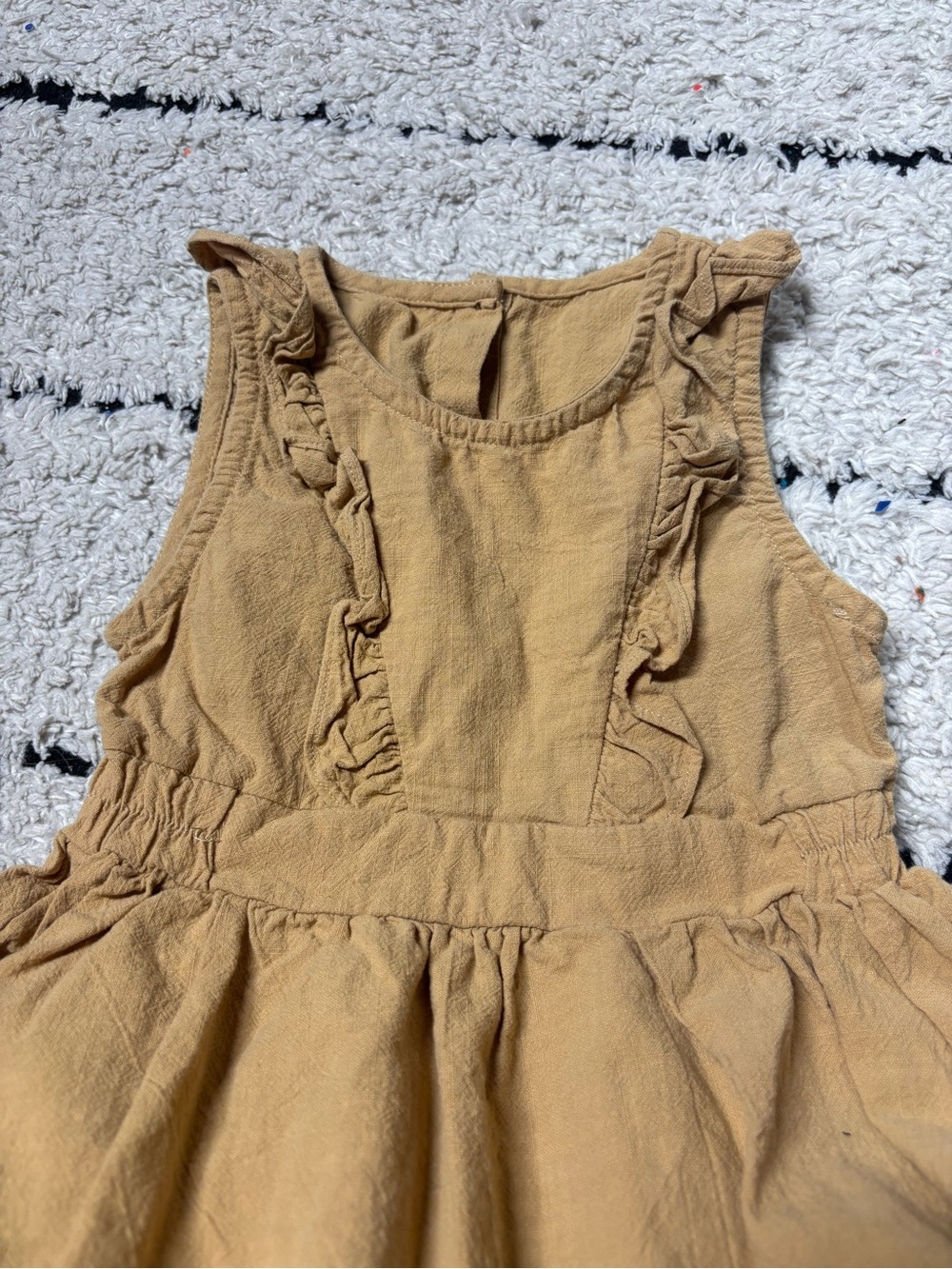 Dress - Picture 3 of 3